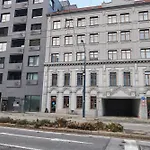 Апартаменти Sloboda By Ellements, Brand New With Free Parking