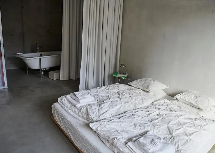 Sloboda By Ellements, Brand New Apartment With Free Parking Apartamento