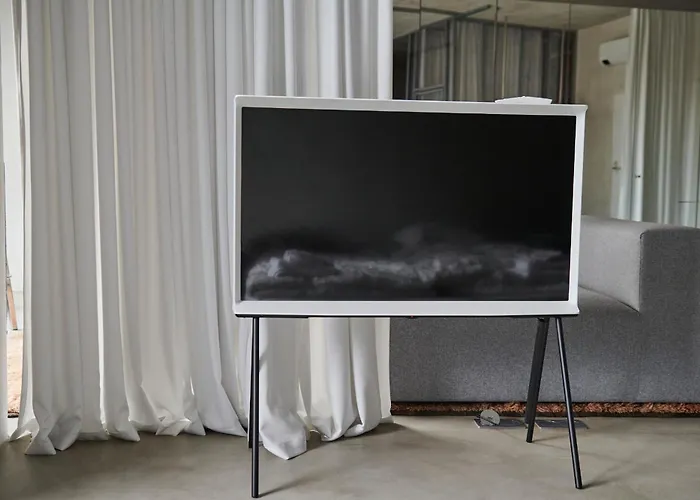 Lägenhet Sloboda By Ellements, Brand New Apartment With Free Parking